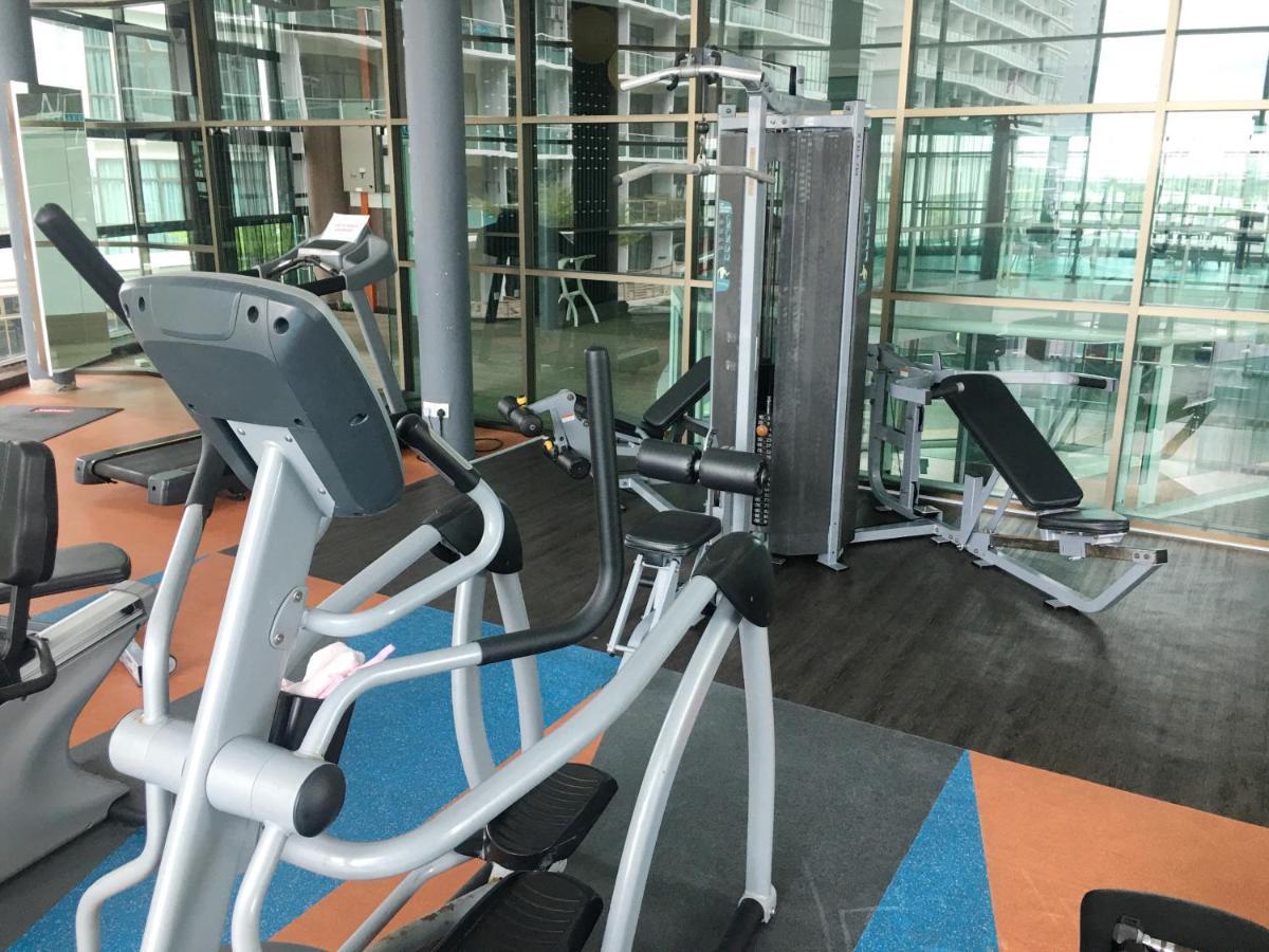 Palazio Serviced Apartment In Mount Austin Near Aeon Ikea Toppen Hsi Johor Bahru Ngoại thất bức ảnh