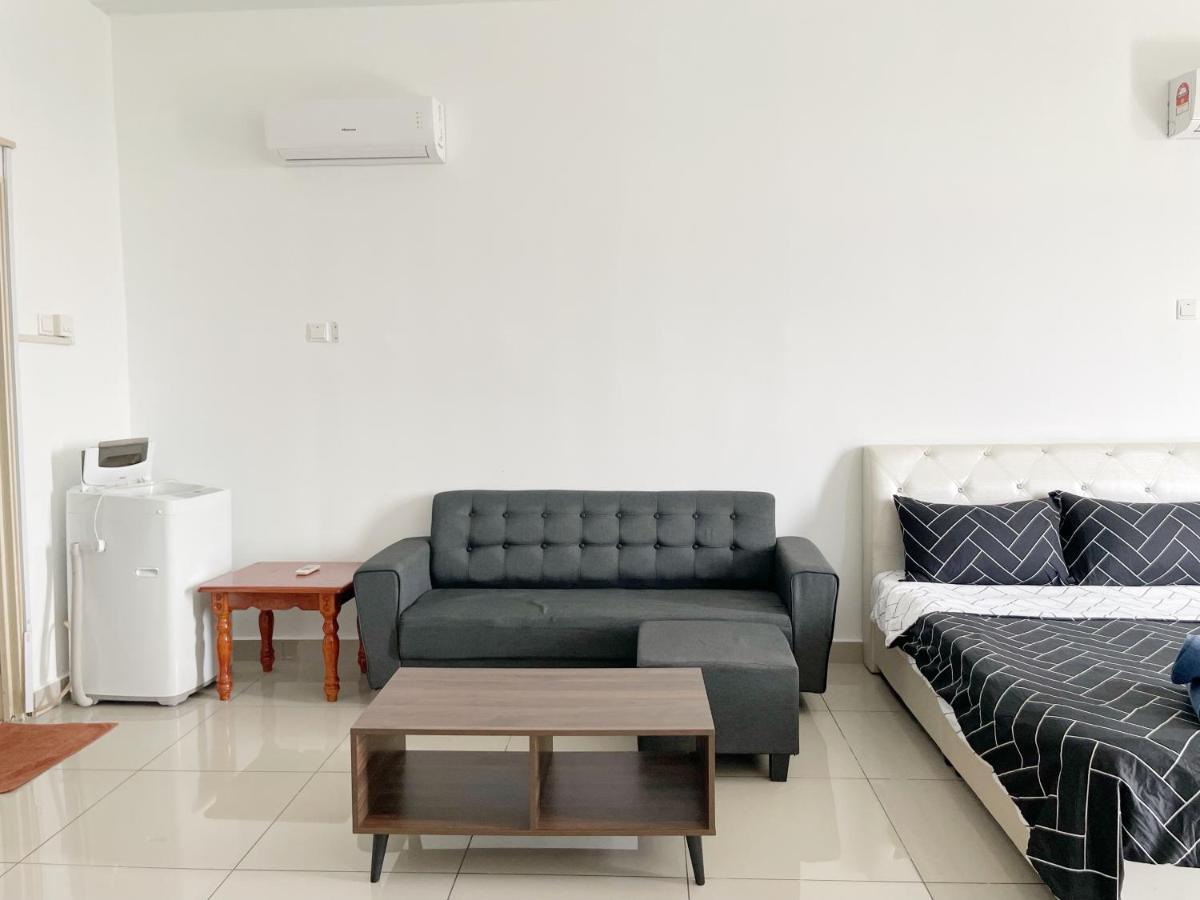 Palazio Serviced Apartment In Mount Austin Near Aeon Ikea Toppen Hsi Johor Bahru Ngoại thất bức ảnh