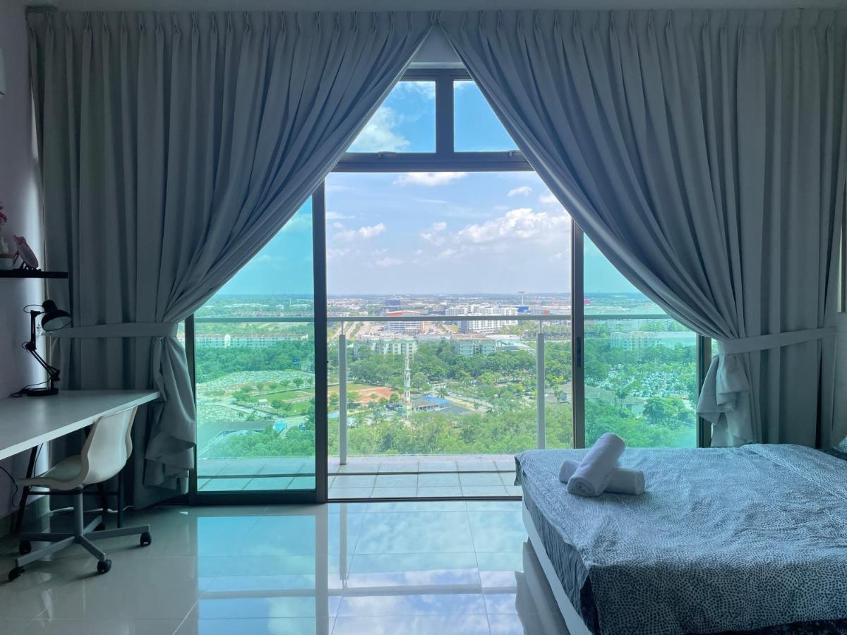 Palazio Serviced Apartment In Mount Austin Near Aeon Ikea Toppen Hsi Johor Bahru Ngoại thất bức ảnh