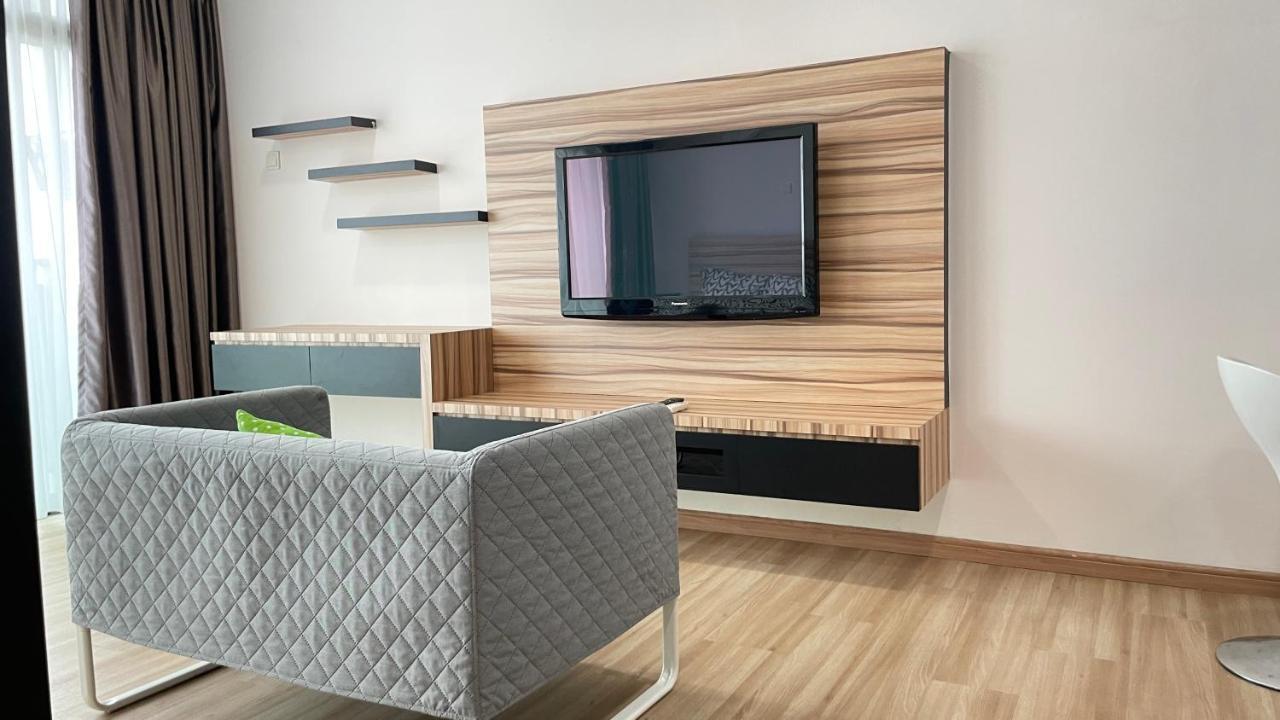 Palazio Serviced Apartment In Mount Austin Near Aeon Ikea Toppen Hsi Johor Bahru Ngoại thất bức ảnh