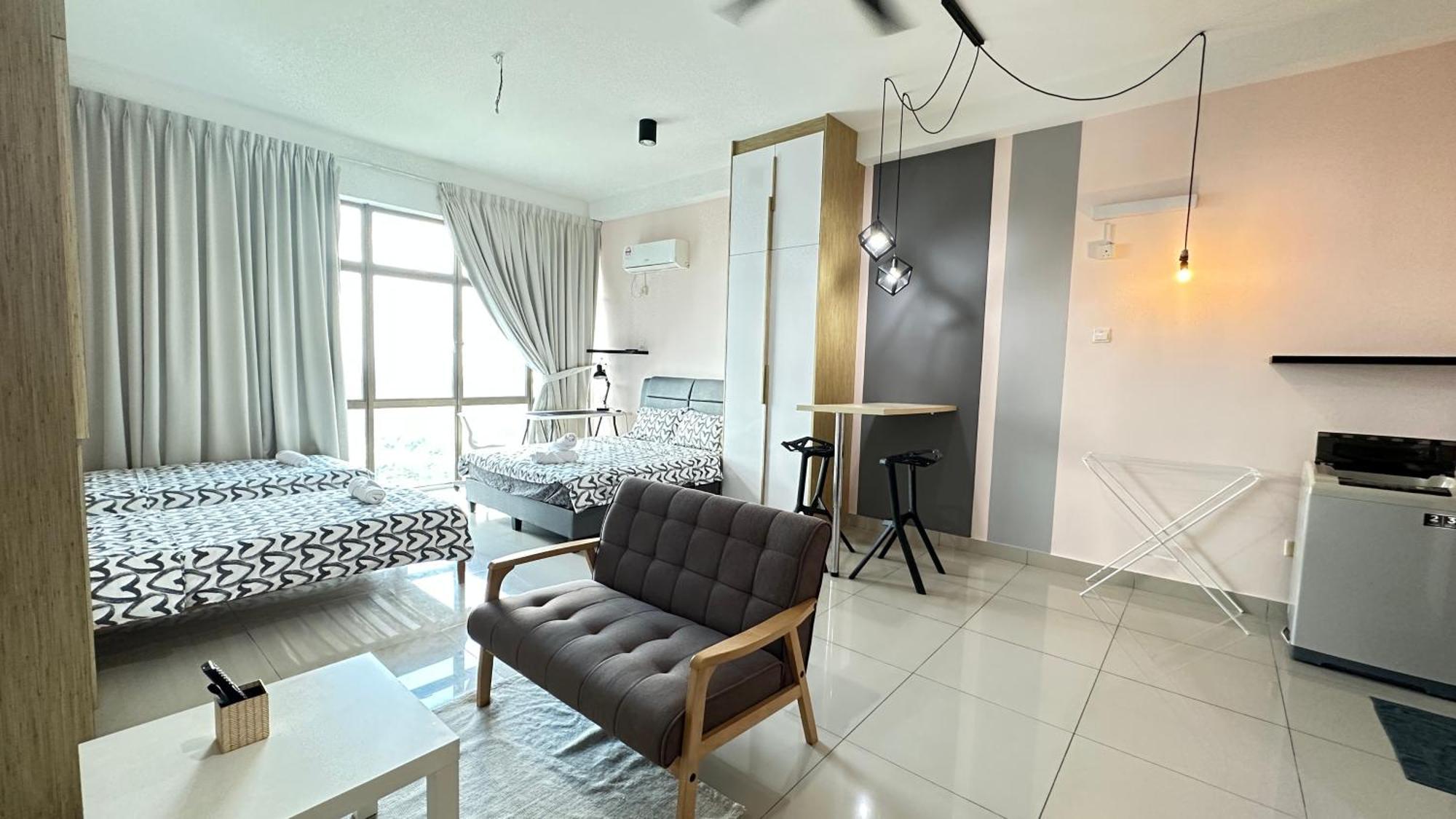 Palazio Serviced Apartment In Mount Austin Near Aeon Ikea Toppen Hsi Johor Bahru Ngoại thất bức ảnh