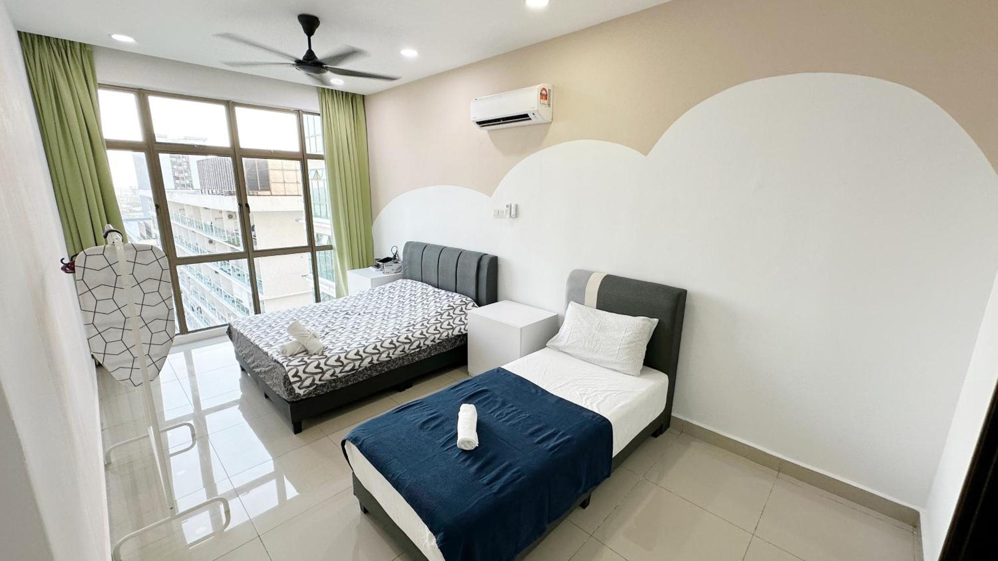 Palazio Serviced Apartment In Mount Austin Near Aeon Ikea Toppen Hsi Johor Bahru Ngoại thất bức ảnh