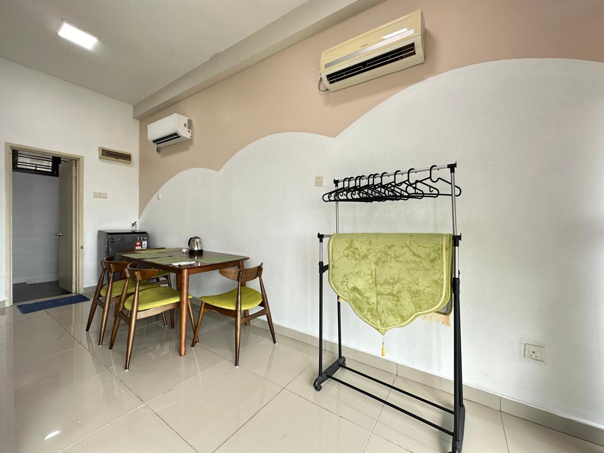 Palazio Serviced Apartment In Mount Austin Near Aeon Ikea Toppen Hsi Johor Bahru Ngoại thất bức ảnh