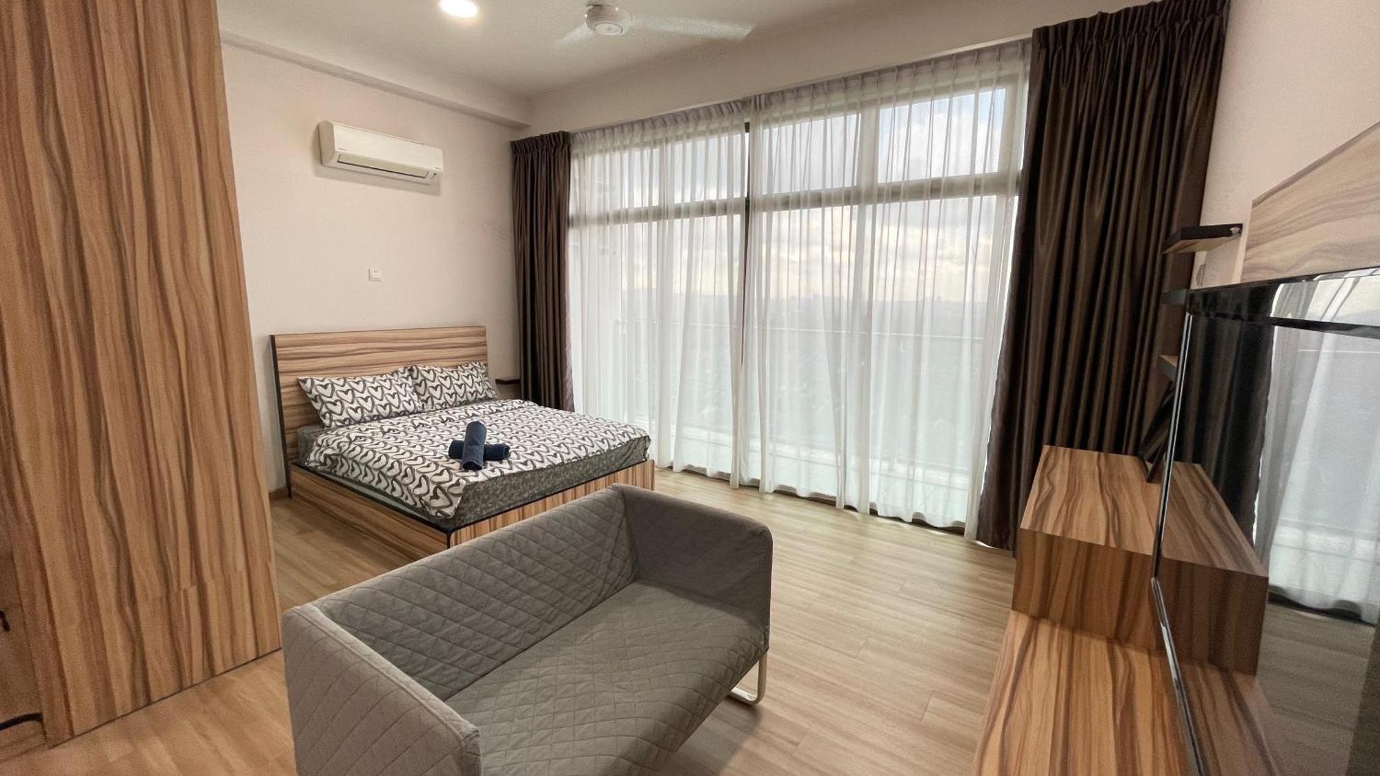 Palazio Serviced Apartment In Mount Austin Near Aeon Ikea Toppen Hsi Johor Bahru Ngoại thất bức ảnh